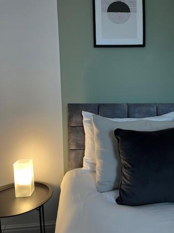 Stylish Townhouse In Lincoln Villa Екстериор снимка